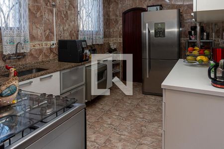 Casa de condomínio para alugar com 351m², 4 quartos e 3 vagasCozinha - Armários