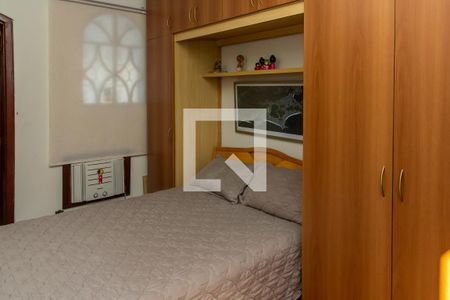 Casa de condomínio para alugar com 351m², 4 quartos e 3 vagasQuarto 2 - Suíte