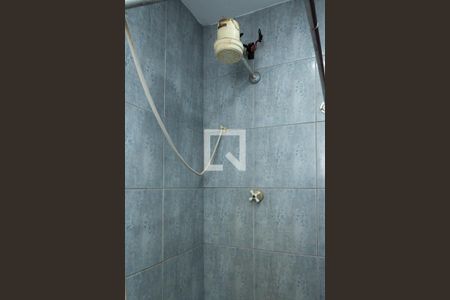 Casa de condomínio para alugar com 351m², 4 quartos e 3 vagasBanheiro de Serviço