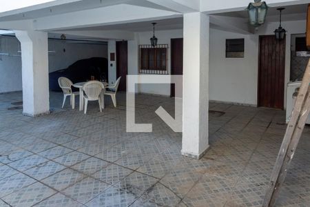 Casa de condomínio para alugar com 351m², 4 quartos e 3 vagasÁrea de Serviço