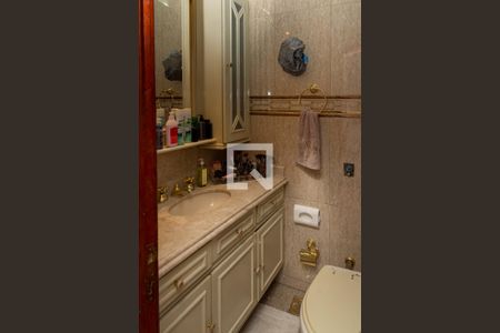 Casa de condomínio para alugar com 351m², 4 quartos e 3 vagasBanheiro suite 3