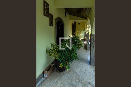 Casa de condomínio para alugar com 351m², 4 quartos e 3 vagasÁrea externa - Varanda