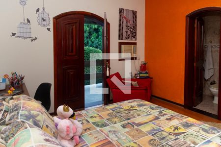 Casa de condomínio para alugar com 351m², 4 quartos e 3 vagasQuarto 1 - Suíte