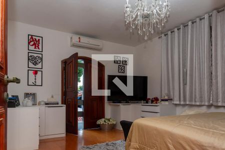 Casa de condomínio para alugar com 351m², 4 quartos e 3 vagasQuarto 3 - Suíte