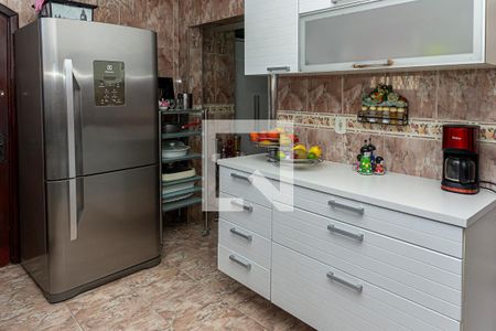 Casa de condomínio para alugar com 351m², 4 quartos e 3 vagasCozinha - Armários