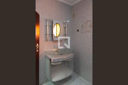 Casa à venda com 215m², 3 quartos e 1 vagaBanheiro - Suíte