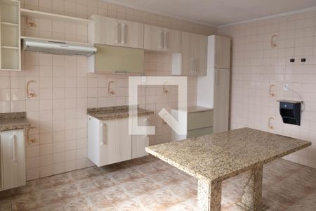 Casa à venda com 215m², 3 quartos e 1 vagaCozinha