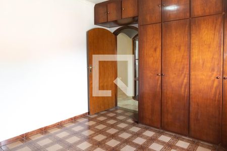 Casa à venda com 215m², 3 quartos e 1 vagaQuarto 2