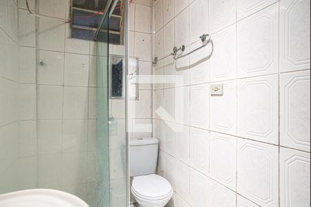Banheiro de casa para alugar com 1 quarto, 48m² em Bela Vista, São Paulo