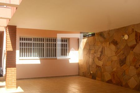 Casa à venda com 300m², 4 quartos e 4 vagasGaragem