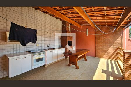 Casa à venda com 300m², 4 quartos e 4 vagasChurrasqueira