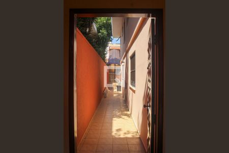 Casa à venda com 300m², 4 quartos e 4 vagasCorredor