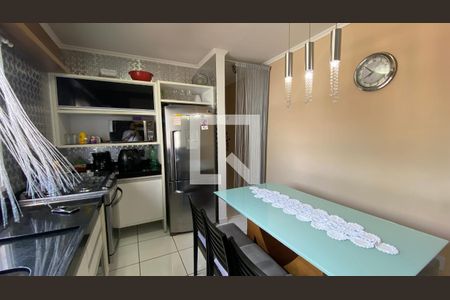 Sala - Sala de Jantar - Cozinha de apartamento para alugar com 2 quartos, 140m² em Vila Eldízia, Santo André