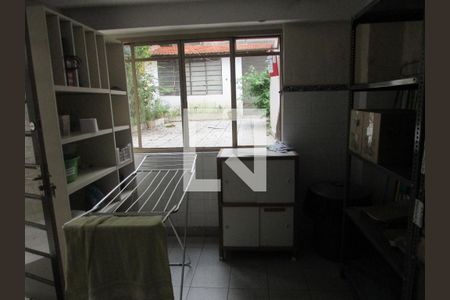 Casa à venda com 200m², 4 quartos e 1 vagaÁrea de Serviço