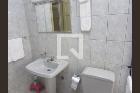 Casa à venda com 200m², 4 quartos e 1 vagaBanheiro 2