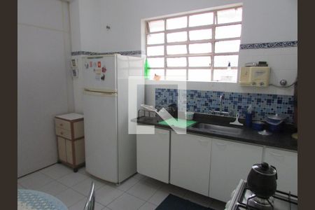Casa à venda com 200m², 4 quartos e 1 vagaCozinha