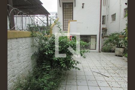 Casa à venda com 200m², 4 quartos e 1 vagaQuintal