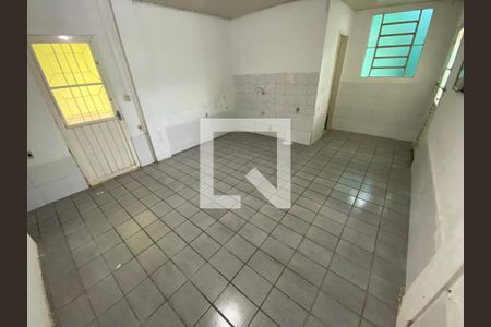 Sala/Cozinha de apartamento para alugar com 2 quartos, 55m² em Maringá, Alvorada