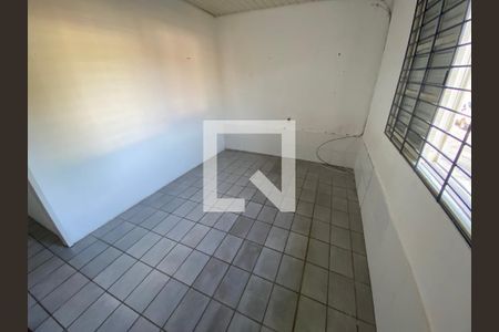 Quarto 2 de apartamento para alugar com 2 quartos, 55m² em Maringá, Alvorada
