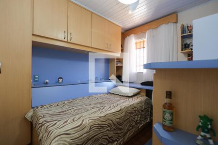 Casa à venda com 290m², 5 quartos e 3 vagas Casa à venda com 290m², 5 quartos e 3 vagasSuíte