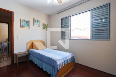 Casa à venda com 290m², 5 quartos e 3 vagas Casa à venda com 290m², 5 quartos e 3 vagasEdícula - Quarto 1