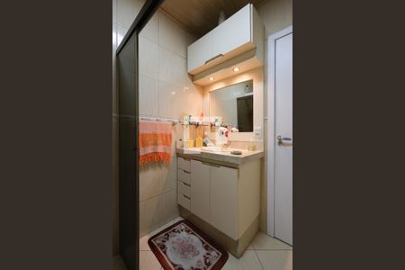 Casa à venda com 290m², 5 quartos e 3 vagas Casa à venda com 290m², 5 quartos e 3 vagasBanheiro social