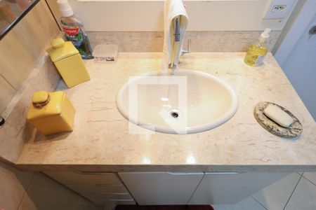 Casa à venda com 290m², 5 quartos e 3 vagas Casa à venda com 290m², 5 quartos e 3 vagasBanheiro social