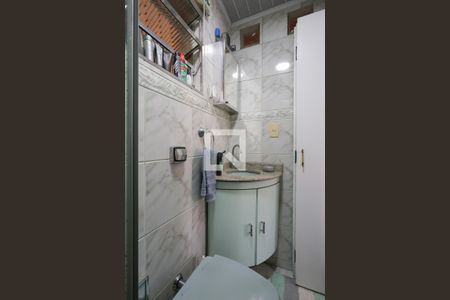 Casa à venda com 290m², 5 quartos e 3 vagas Casa à venda com 290m², 5 quartos e 3 vagasBanheiro da Suíte