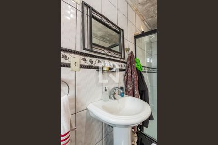 Casa à venda com 355m², 6 quartos e 6 vagas Casa à venda com 355m², 6 quartos e 6 vagasBanheiro Quarto 1