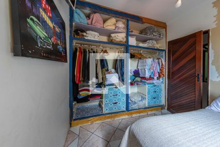 Casa à venda com 355m², 6 quartos e 6 vagas Casa à venda com 355m², 6 quartos e 6 vagasQuarto 3