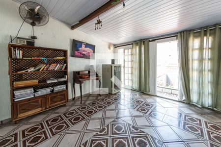 Casa à venda com 355m², 6 quartos e 6 vagas Casa à venda com 355m², 6 quartos e 6 vagasQuarto 5