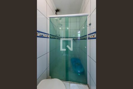 Casa à venda com 355m², 6 quartos e 6 vagas Casa à venda com 355m², 6 quartos e 6 vagasBanheiro 2