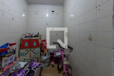 Casa à venda com 355m², 6 quartos e 6 vagas Casa à venda com 355m², 6 quartos e 6 vagasBanheiro de Serviço