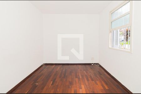 Quarto de apartamento para alugar com 2 quartos, 65m² em Jardim Leonor Mendes de Barros, São Paulo