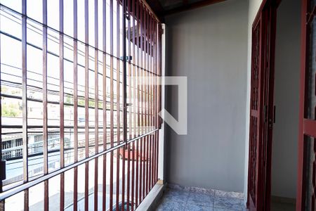 Varanda da Sala 1 de casa para alugar com 3 quartos, 120m² em Vila Campestre, São Paulo