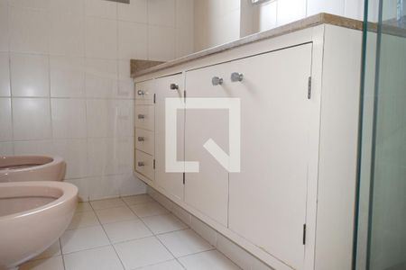 Apartamento à venda com 392m², 3 quartos e 3 vagasBanheiro Social