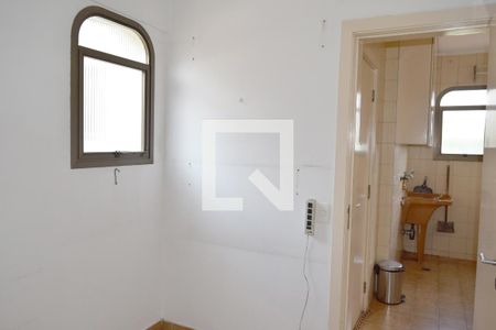 Apartamento à venda com 392m², 3 quartos e 3 vagasQuarto da Área de Serviço