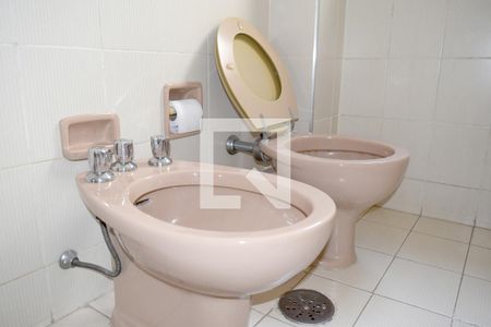 Apartamento à venda com 392m², 3 quartos e 3 vagasBanheiro Social