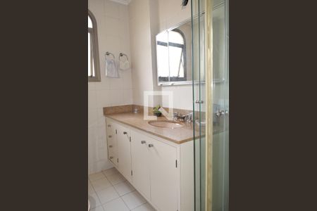 Apartamento à venda com 392m², 3 quartos e 3 vagasBanheiro Social