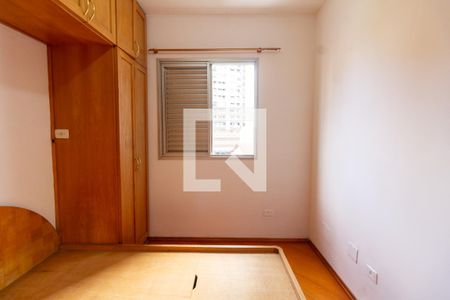 Quarto 2 de apartamento para alugar com 2 quartos, 50m² em Centro, Osasco