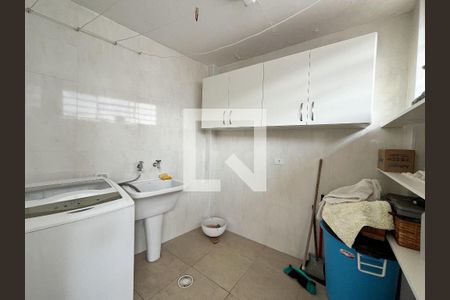 Casa à venda com 167m², 3 quartos e 3 vagasÁrea de Serviço