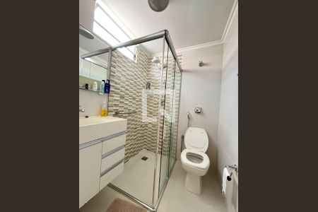 Casa à venda com 167m², 3 quartos e 3 vagasBanheiro da Suíte 2