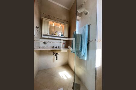 Casa à venda com 167m², 3 quartos e 3 vagasBanheiro da Suíte 1