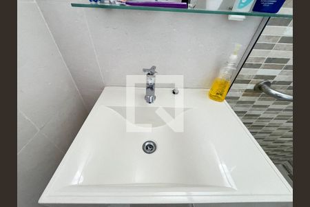 Casa à venda com 167m², 3 quartos e 3 vagasBanheiro da Suíte 2