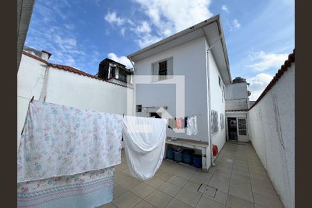 Casa à venda com 167m², 3 quartos e 3 vagasQuintal