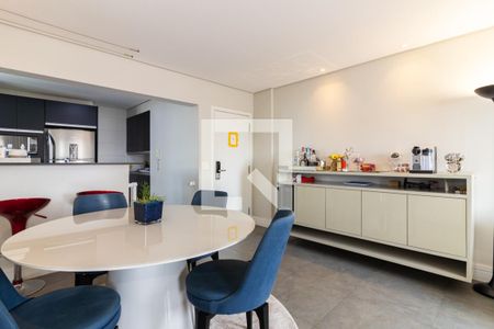 Sala de apartamento à venda com 1 quarto, 77m² em Vila Olímpia, São Paulo