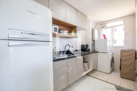 Apartamento à venda com 39m², 2 quartos e 1 vaga Apartamento à venda com 39m², 2 quartos e 1 vagaCozinha e Área de Serviço