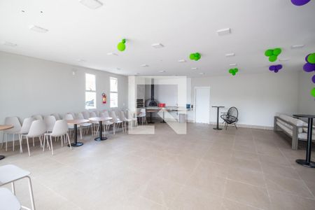 Apartamento à venda com 39m², 2 quartos e 1 vaga Apartamento à venda com 39m², 2 quartos e 1 vagaÁrea comum - Salão de festas