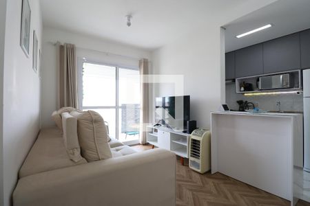 Sala de TV de apartamento à venda com 2 quartos, 62m² em Barra Funda, São Paulo