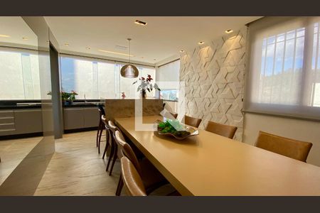 Sala 2 de casa à venda com 5 quartos, 420m² em Santa Lúcia, Belo Horizonte